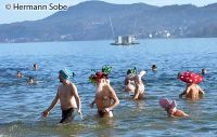 Velden Neujahrschwimmen Im Casino Bad 23   Foto Hermann Sobe